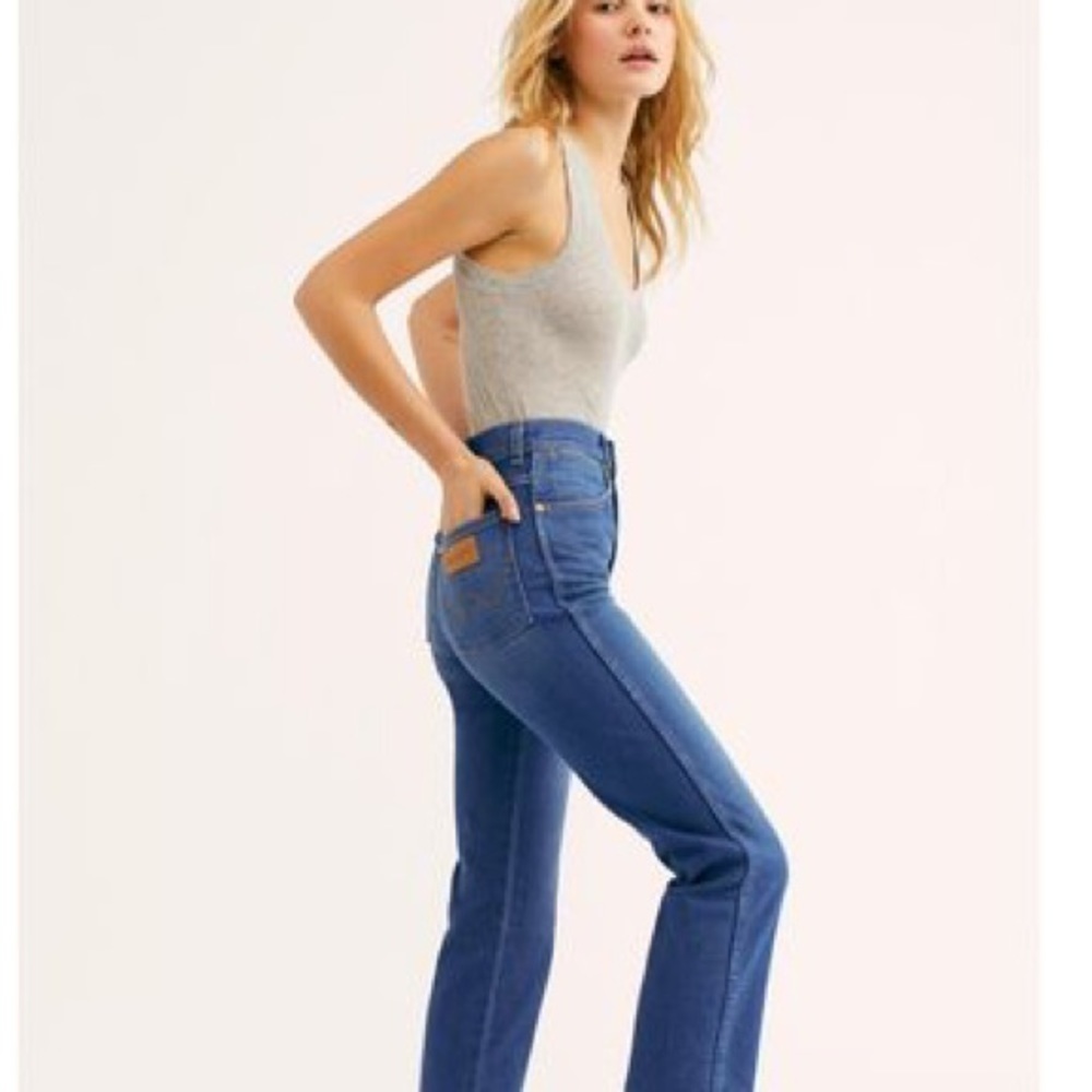 Vintage Wrangler High Rise Straight Leg Jeans - Picture 10 of 11
